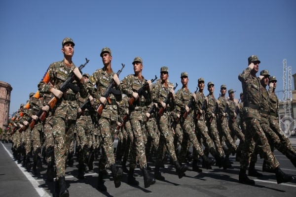 Բանակ