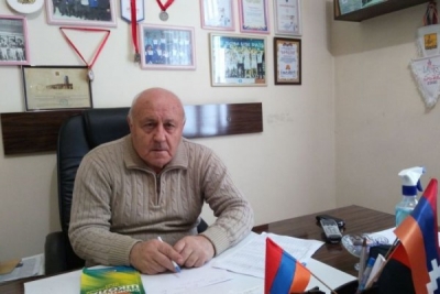 Մայրաքաղաք․ Էմիլս Հովհաննիսյան
