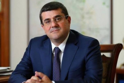 Հայ ժողովուրդը պետք է զինվի  տոկունությամբ․ Արայիկ Հարությունյան