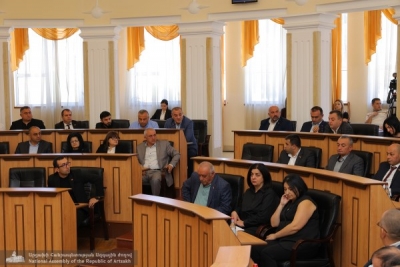 Մեկնարկել է ԱՀ ԱԺ 7-րդ գումարման 6-րդ նստաշրջանը