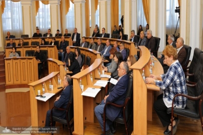 Սահմանադրական փոփոխությունների նախագիծն ԱԺ-ը երկրորդ ընթերցմամբ ընդունել և ուղարկել է գերագույն դատարան