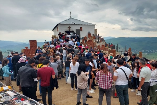 Դարձ․ Տեր Օվսե քահանա Հովհաննիսյան