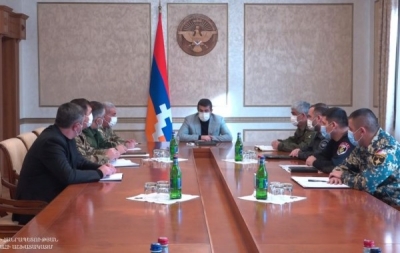 ԱՀ նախագահը տարեսկզբի առաջին աշխատանքային խորհրդակցությունն անցկացրել է ուժային կառույցների ղեկավարների հետ
