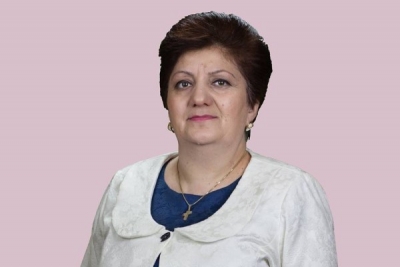 Մայրաքաղաք․ Էլմիրա Հայրապետյան