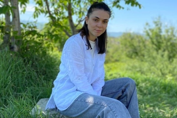 Կենարար․ Անուշ Եսայան