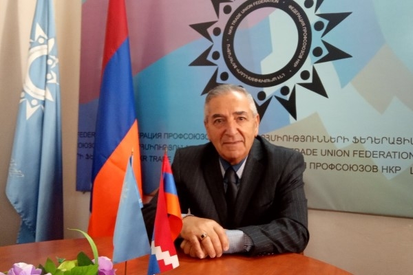 Հայացք․ Արա Ղահրամանյան