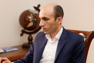 Արցախը հայկական արդի ինքնության առանցքն ու պատվարն է․  Արտակ Բեգլարյան